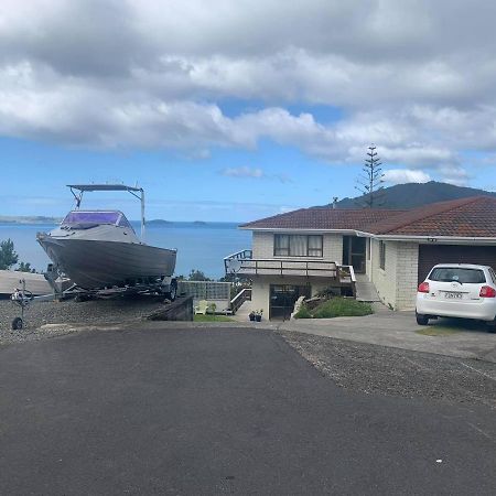 Paku Peak Ocean View Apartment Tairua Exteriör bild