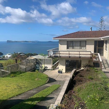 Paku Peak Ocean View Apartment Tairua Exteriör bild